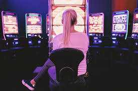 Онлайн казино Poperlo Casino